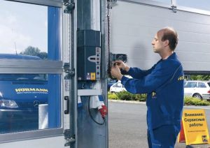 Сервисное обслуживание промышленных секционных ворот Hormann